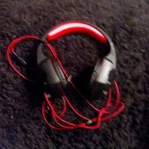 Headset for any platform works good